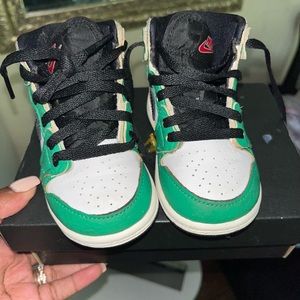 Jordan Retro 1 OG High 6C Lucky Green
